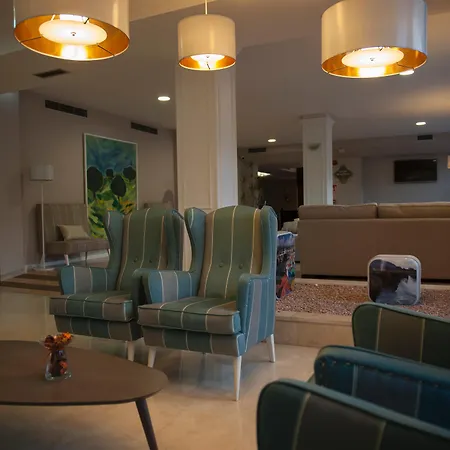 帕尔马利亚内斯酒店 4* 利亚内斯