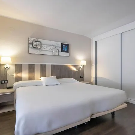 帕尔马利亚内斯酒店 利亚内斯