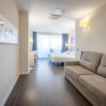 Hotel La Palma De By Gaiarooms